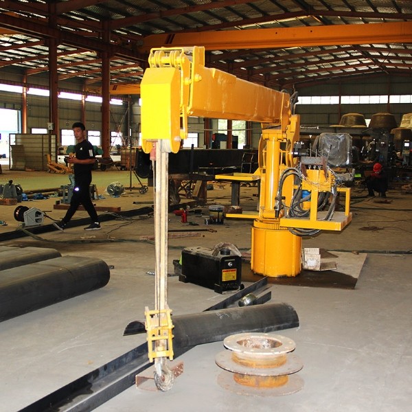 船吊用起重機工作原理